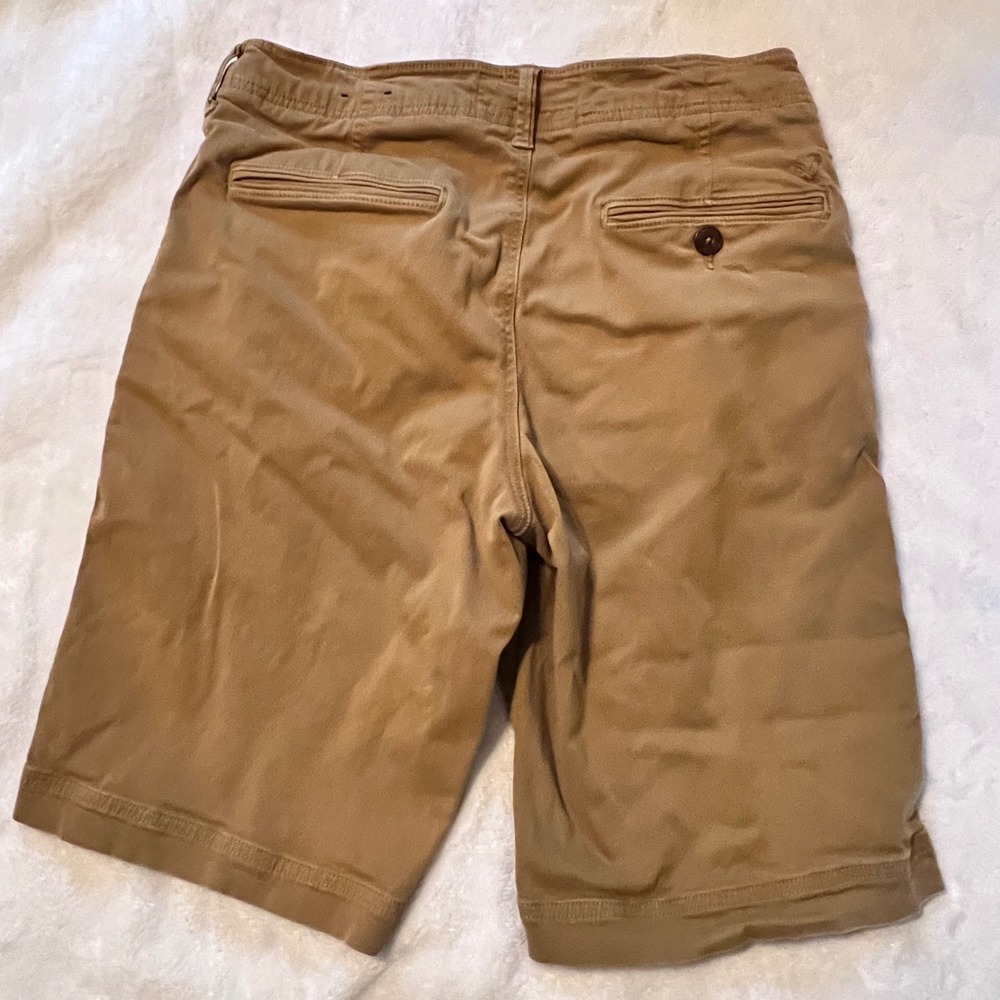 American Eagle Active Flex Longer Length Khaki Chino Shorts Sz 31 Brown Stretch